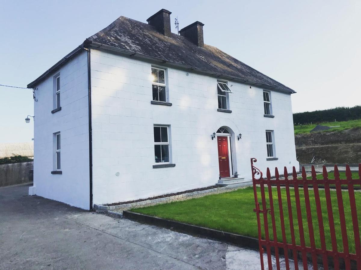 Entire Farmhouse In Tipperary Nenagh Buitenkant foto