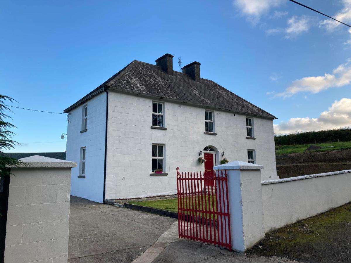 Entire Farmhouse In Tipperary Nenagh Buitenkant foto